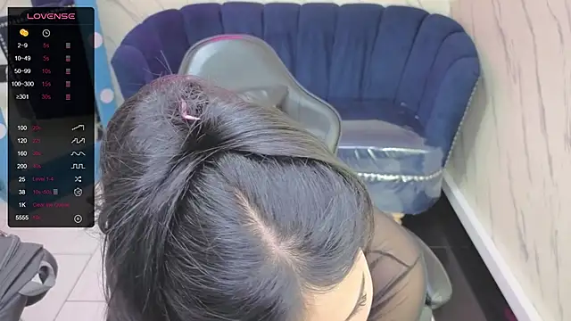 Snapshot of Paulette_v chatting on October 3, 2025, 1:08 pm Paulette v online show from October 3, 2025, 1:08 pm