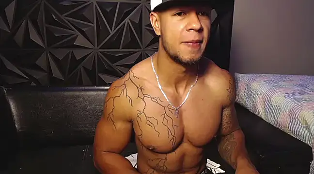 Snapshot of Jacob_Beckett chatting on February 18, 2025, 11:44 am Jacob Beckett online show from February 18, 2025, 11:44 am