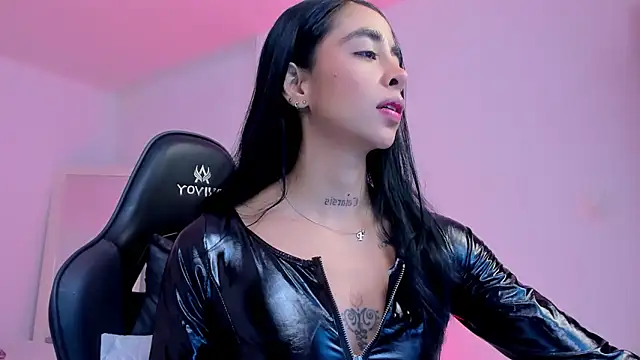 Snapshot of sophierooy22 chatting on May 24, 2026, 3:50 pm sophierooy22 online show from May 24, 2026, 3:50 pm