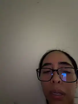 Snapshot of sophierooy22 chatting on June 22, 2026, 3:25 am sophierooy22 online show from June 22, 2026, 3:25 am