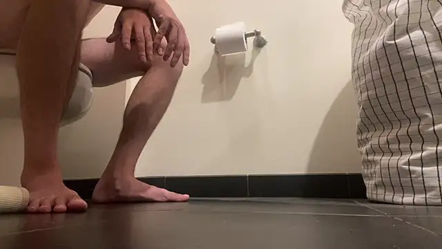 Prolapse Pig online show from August 3, 2026, 1:59 am