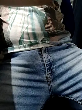 Snapshot of Greeneyes0820 chatting on November 18, 2025, 11:14 am Greeneyes0820 online show from November 18, 2025, 11:14 am