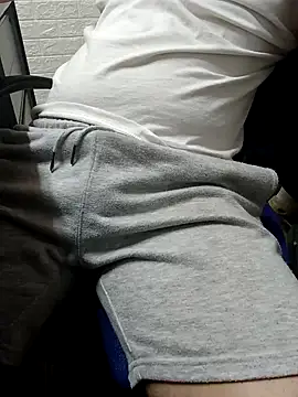 Snapshot of Greeneyes0820 chatting on November 20, 2025, 8:19 pm Greeneyes0820 online show from November 20, 2025, 8:19 pm