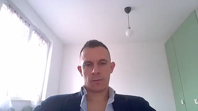 Snapshot of Masterclassyfeet chatting on March 21, 2025, 1:34 pm Masterclassyfeet online show from March 21, 2025, 1:34 pm