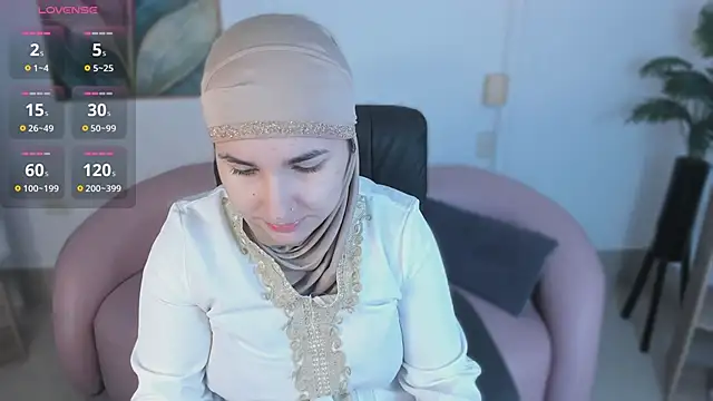 Snapshot of Ayha_khalaf chatting on November 22, 2025, 1:15 am Ayha khalaf online show from November 22, 2025, 1:15 am