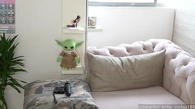 Snapshot of tatiana__cortes18 chatting on January 8, 2025, 3:50 pm tatiana cortes18 online show from January 8, 2025, 3:50 pm