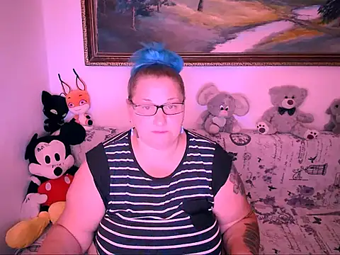 Snapshot of mayamayx chatting on September 14, 2025, 7:13 pm mayamayx online show from September 14, 2025, 7:13 pm