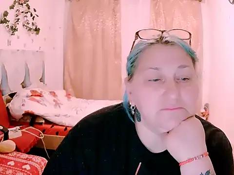Snapshot of mayamayx chatting on May 9, 2026, 7:52 pm mayamayx online show from May 9, 2026, 7:52 pm