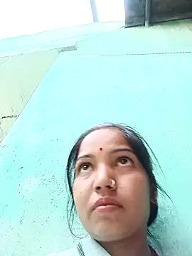 Bhuvi Bedi online show from February 2, 2025, 11:51 am