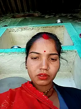 Bhuvi Bedi online show from February 9, 2025, 5:19 am