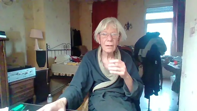 rosanetrav online show from March 7, 2026, 6:43 am