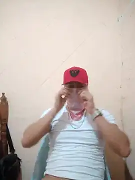 Snapshot of LuisMex1998 chatting on November 4, 2025, 7:18 am LuisMex1998 online show from November 4, 2025, 7:18 am