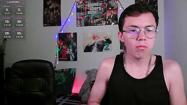 Snapshot of Tina_4_Charlie chatting on January 29, 2025, 11:41 am Tina 4 Charlie online show from January 29, 2025, 11:41 am