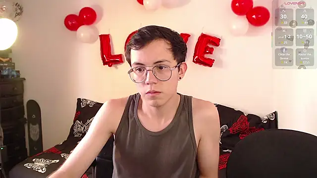 Snapshot of Tina_4_Charlie chatting on February 15, 2025, 6:01 pm Tina 4 Charlie online show from February 15, 2025, 6:01 pm