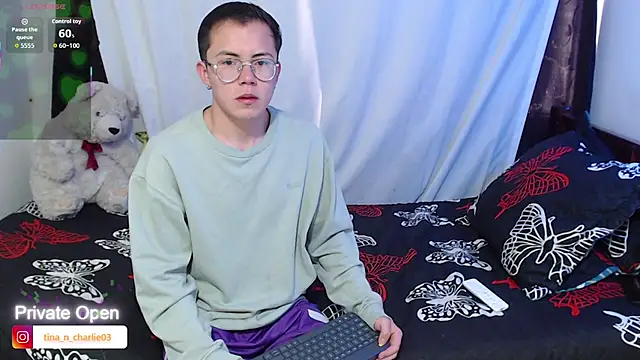 Snapshot of Tina_4_Charlie chatting on September 20, 2025, 1:23 pm Tina 4 Charlie online show from September 20, 2025, 1:23 pm