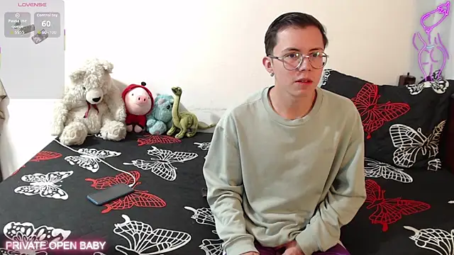 Snapshot of Tina_4_Charlie chatting on October 21, 2025, 12:17 pm Tina 4 Charlie online show from October 21, 2025, 12:17 pm