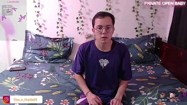 Snapshot of Tina_4_Charlie chatting on November 6, 2025, 12:06 pm Tina 4 Charlie online show from November 6, 2025, 12:06 pm