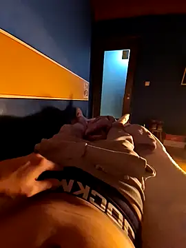 Snapshot of Pan0Sex chatting on February 9, 2025, 8:24 pm Pan0Sex online show from February 9, 2025, 8:24 pm