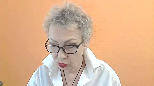 NessyJenixs online show from November 23, 2025, 7:30 am