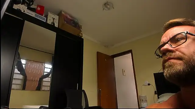 sexyflight online show from February 22, 2026, 12:36 pm