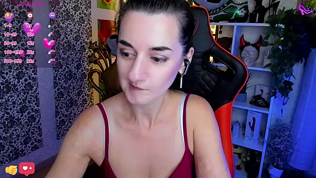 JessicaAlfo online show from July 15, 2026, 2:39 am