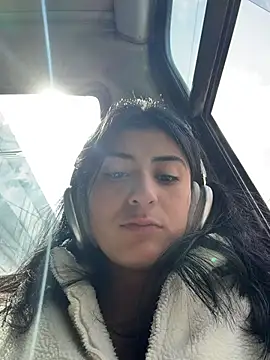 fiorella paris online show from March 6, 2026, 7:21 pm