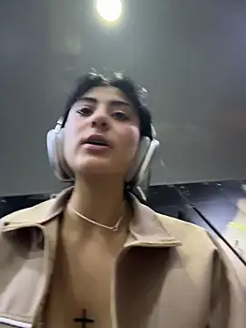 Snapshot of fiorella_paris chatting on March 19, 2026, 3:49 pm fiorella paris online show from March 19, 2026, 3:49 pm