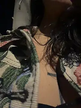 Snapshot of fiorella_paris chatting on April 11, 2026, 7:45 am fiorella paris online show from April 11, 2026, 7:45 am