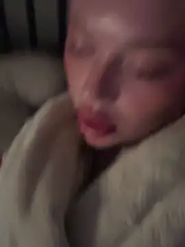 Snapshot of blissdimicco chatting on March 6, 2025, 8:59 pm blissdimicco online show from March 6, 2025, 8:59 pm