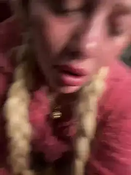 Snapshot of blissdimicco chatting on March 9, 2025, 6:00 pm blissdimicco online show from March 9, 2025, 6:00 pm