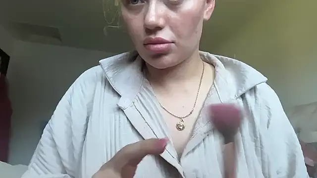 Snapshot of blissdimicco chatting on May 29, 2026, 4:16 pm blissdimicco online show from May 29, 2026, 4:16 pm