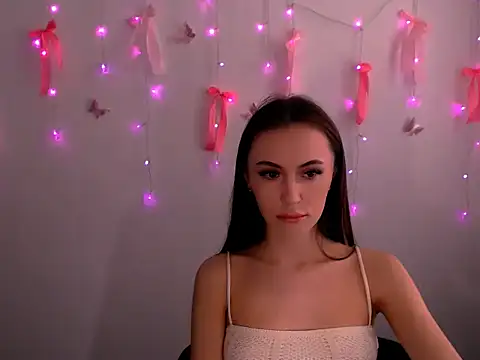 Nikonara Love online show from May 27, 2026, 12:24 pm