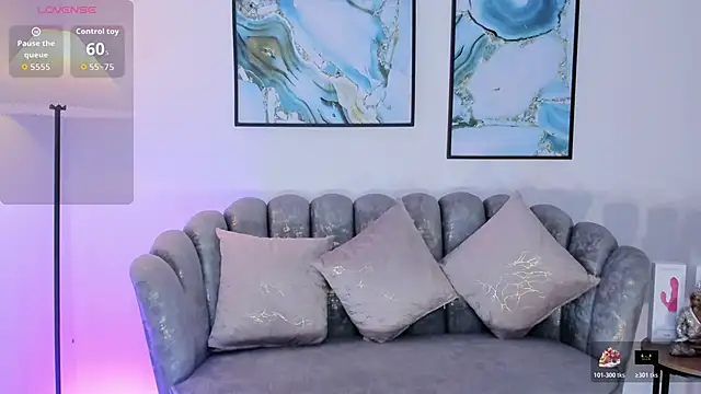 Layla Breezee online show from October 23, 2025, 12:15 pm