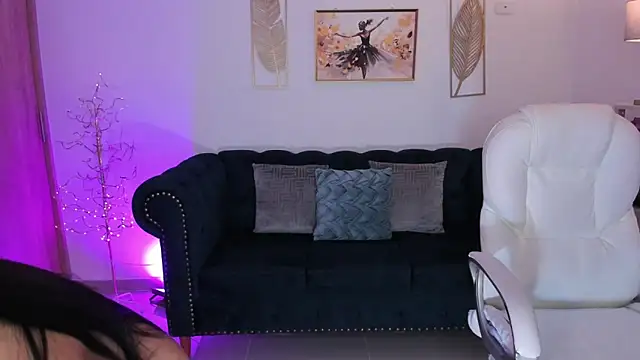 Layla Breezee online show from February 3, 2026, 12:54 pm