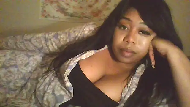 angeliquebelcali online show from April 24, 2026, 3:42 am