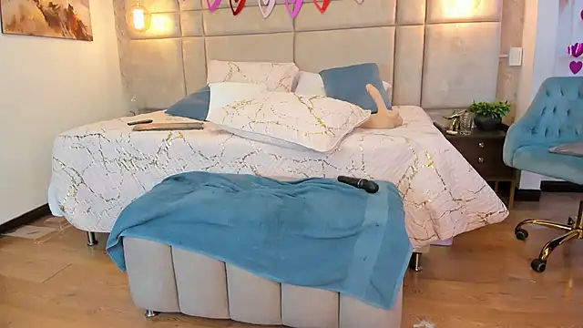 Mara Torres1 online show from February 13, 2025, 11:26 pm