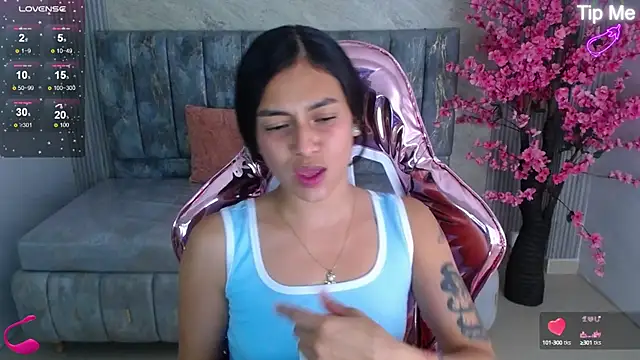 Snapshot of lilith_petit_sub chatting on January 22, 2025, 3:51 pm lilith petit sub online show from January 22, 2025, 3:51 pm