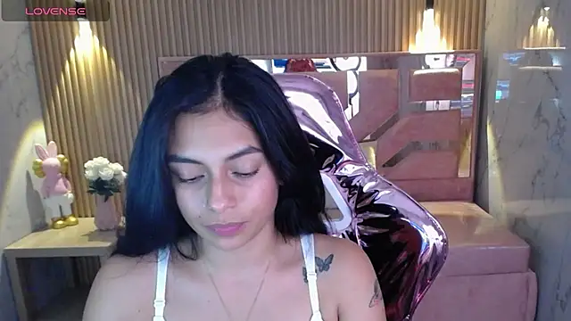 Snapshot of lilith_petit_sub chatting on February 13, 2025, 5:01 pm lilith petit sub online show from February 13, 2025, 5:01 pm