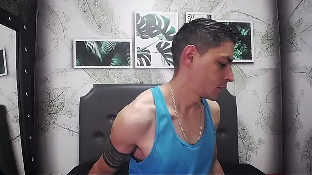 Snapshot of Frank_Millers chatting on January 28, 2025, 12:43 pm Frank Millers online show from January 28, 2025, 12:43 pm