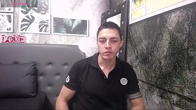 Snapshot of Frank_Millers chatting on February 13, 2025, 9:38 pm Frank Millers online show from February 13, 2025, 9:38 pm