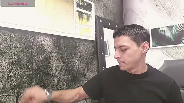 Snapshot of Frank_Millers chatting on March 12, 2025, 2:45 pm Frank Millers online show from March 12, 2025, 2:45 pm