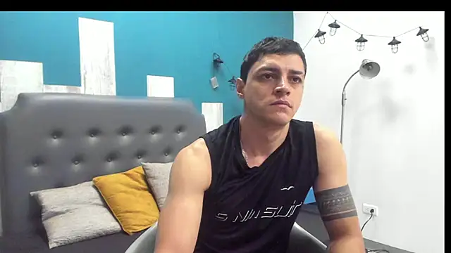 Snapshot of Frank_Millers chatting on September 24, 2025, 5:49 pm Frank Millers online show from September 24, 2025, 5:49 pm