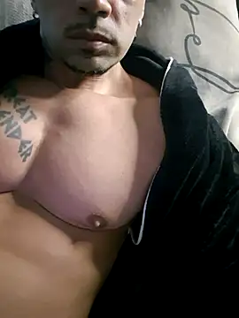 Snapshot of badbrown chatting on October 8, 2025, 2:20 am badbrown online show from October 8, 2025, 2:20 am