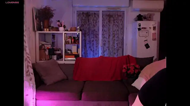 Snapshot of AdorahB3ll3 chatting on October 13, 2025, 7:03 pm AdorahB3ll3 online show from October 13, 2025, 7:03 pm