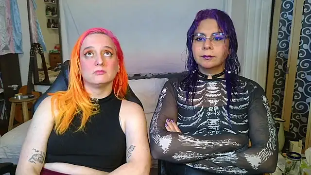 Evelan420 online show from December 1, 2025, 6:46 pm