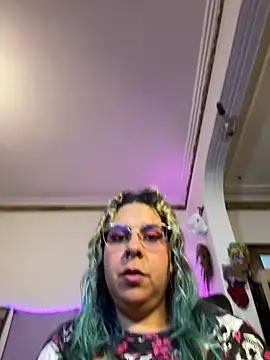 Snapshot of Evelan420 chatting on June 10, 2026, 12:44 am Evelan420 online show from June 10, 2026, 12:44 am