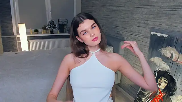 Snapshot of FloraDobb chatting on January 30, 2025, 1:11 am FloraDobb online show from January 30, 2025, 1:11 am