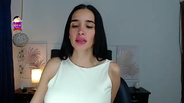 Snapshot of victoria_adams07 chatting on March 21, 2025, 5:00 am victoria adams07 online show from March 21, 2025, 5:00 am