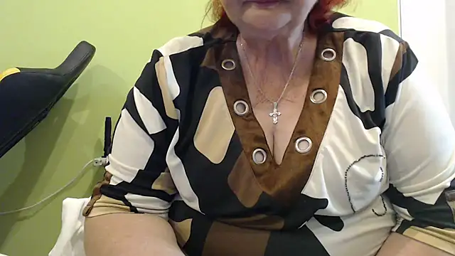 Snapshot of DeniseeRosea chatting on May 29, 2026, 7:34 pm DeniseeRosea online show from May 29, 2026, 7:34 pm