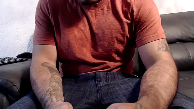 Snapshot of Str8_Soldier chatting on February 19, 2025, 12:11 pm Str8 Soldier online show from February 19, 2025, 12:11 pm